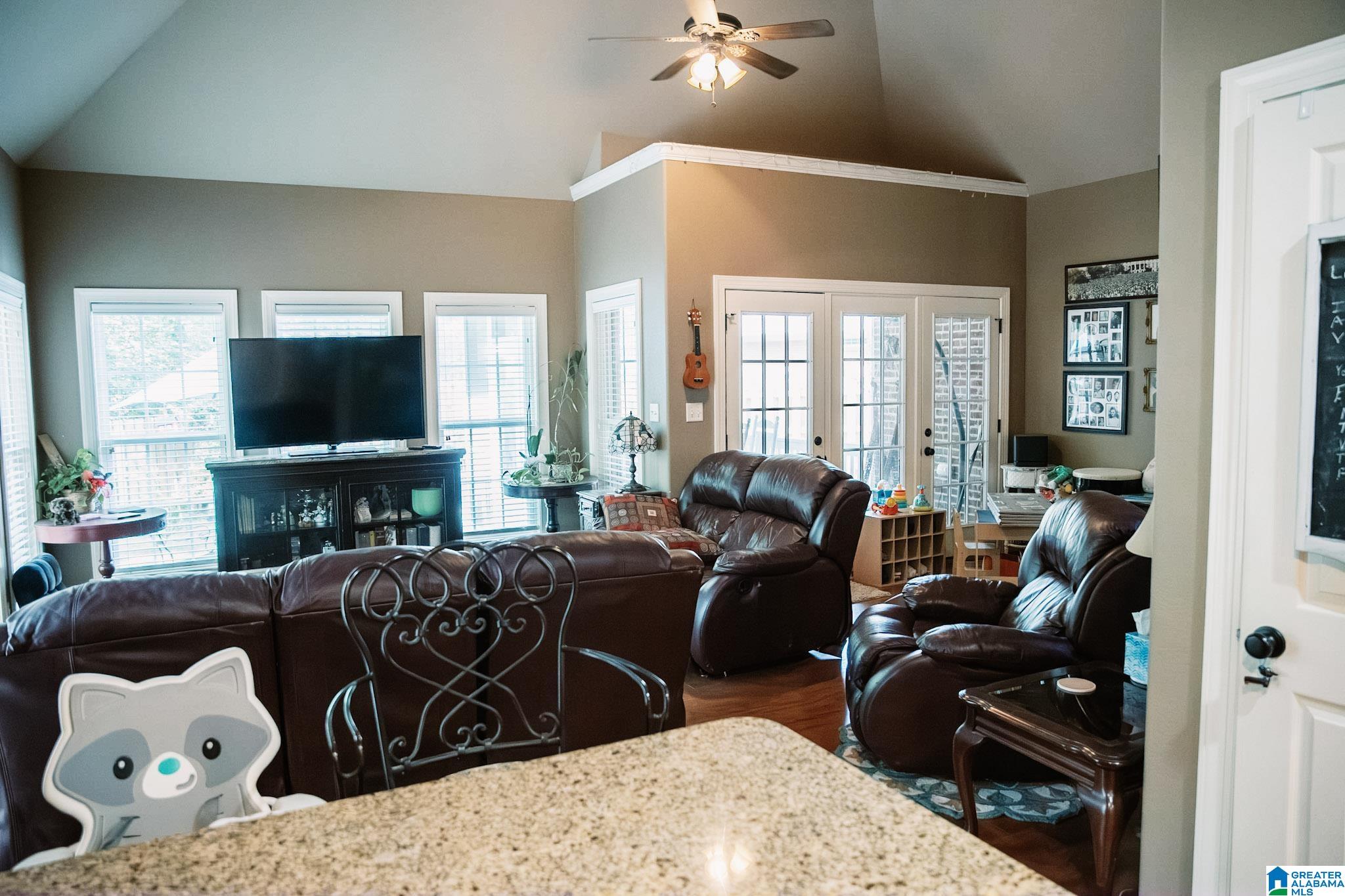 213 Wixford Way Alabaster, AL 35007 - Photo 5 of 31