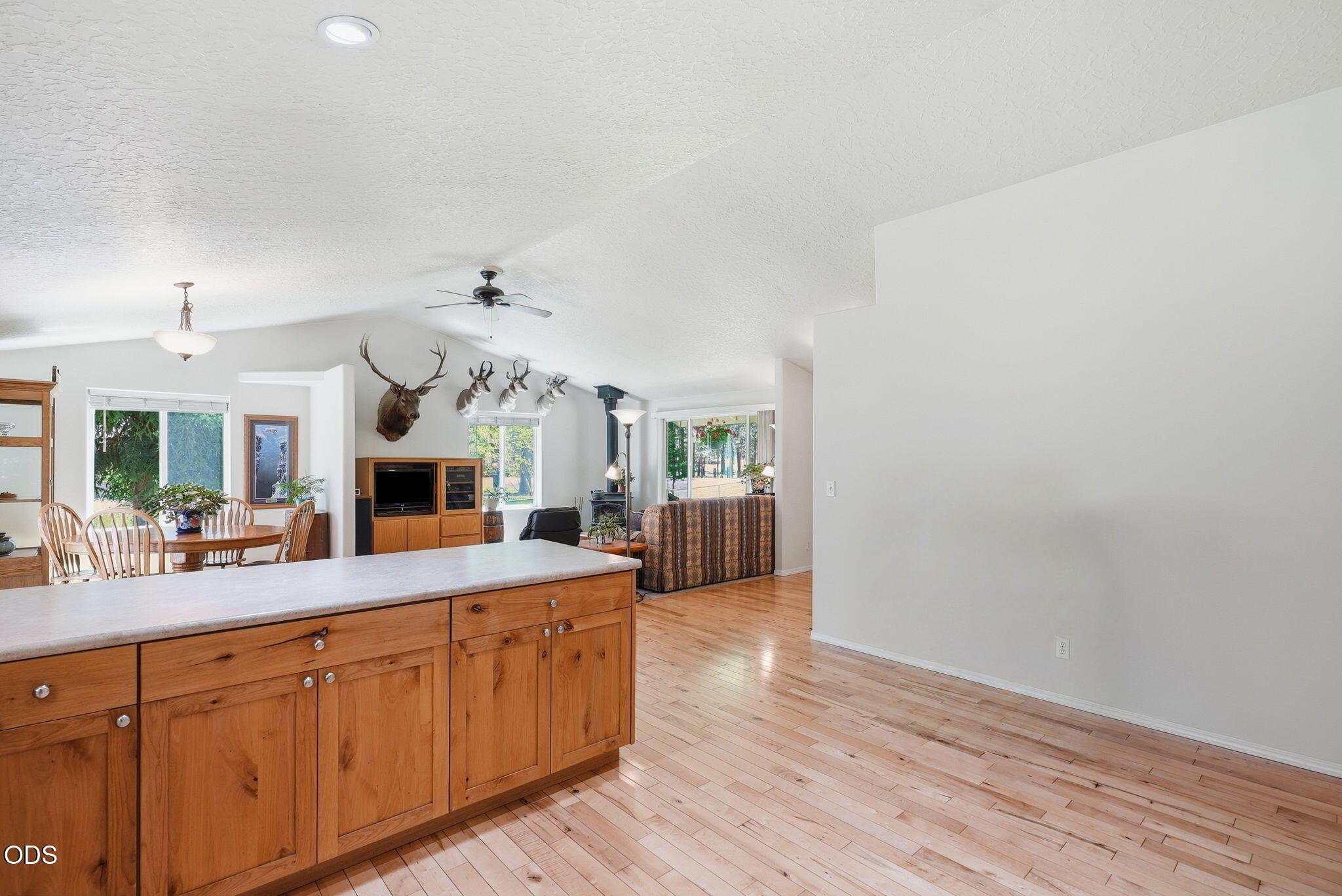 19184 Baker Road Bend, OR 97702 - Photo 13 of 57