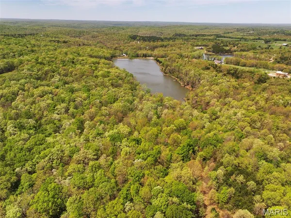 $997,500 | 2551 Yellow Rock Road, De Soto, MO 63020