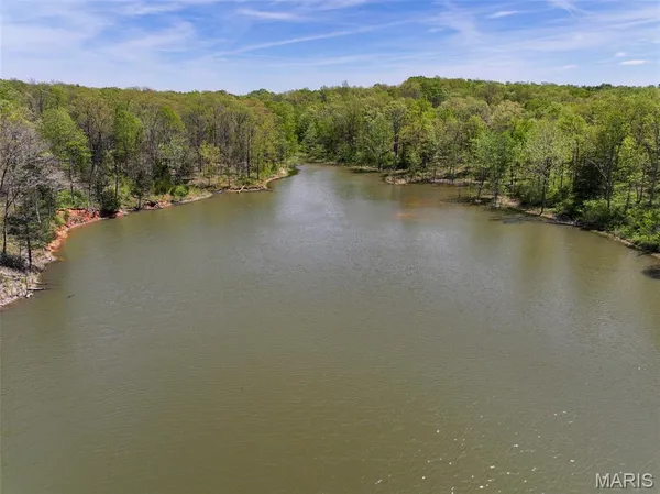 $997,500 | 2551 Yellow Rock Road, De Soto, MO 63020