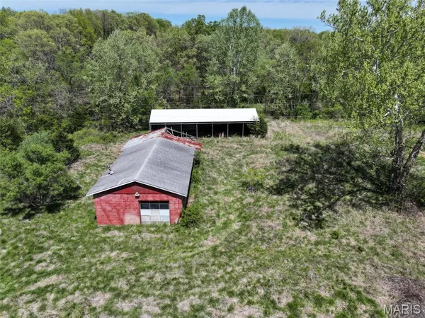 $997,500 | 2551 Yellow Rock Road, De Soto, MO 63020