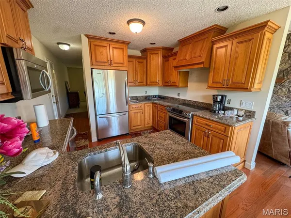 $997,500 | 2551 Yellow Rock Road, De Soto, MO 63020