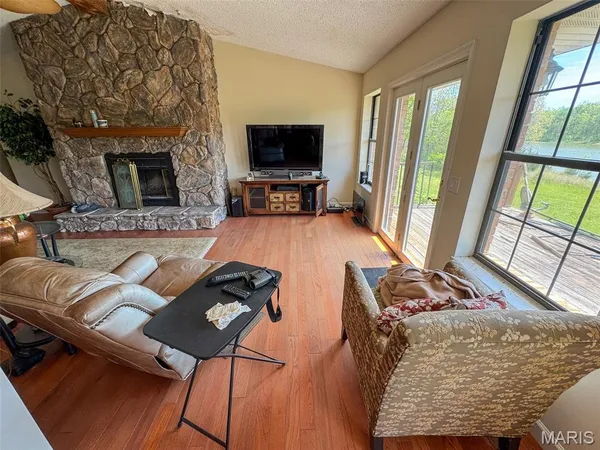 $997,500 | 2551 Yellow Rock Road, De Soto, MO 63020