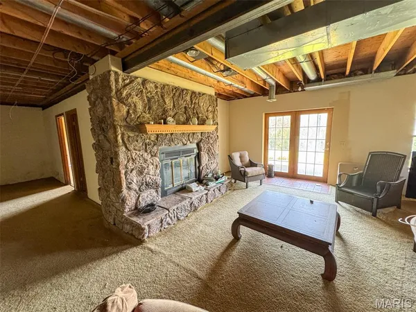 $997,500 | 2551 Yellow Rock Road, De Soto, MO 63020