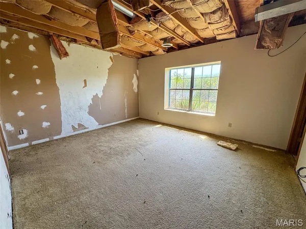 $997,500 | 2551 Yellow Rock Road, De Soto, MO 63020