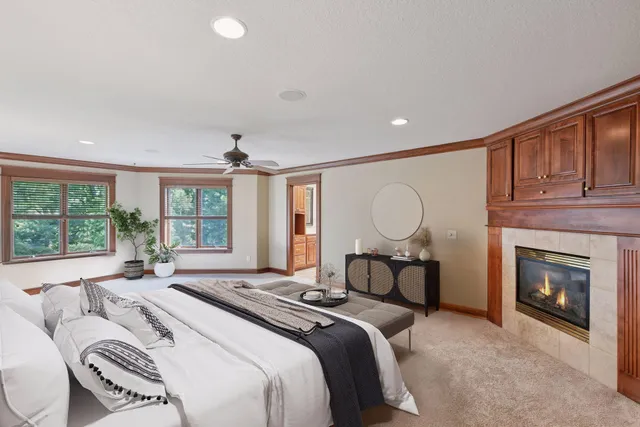 $745,500 | 2906 Butternut Drive, Chaska, MN 55318