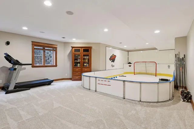 $745,500 | 2906 Butternut Drive, Chaska, MN 55318