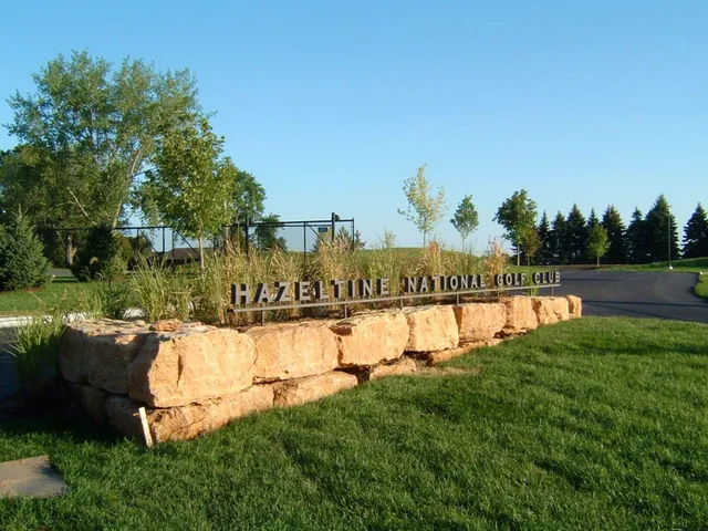 $745,500 | 2906 Butternut Drive, Chaska, MN 55318