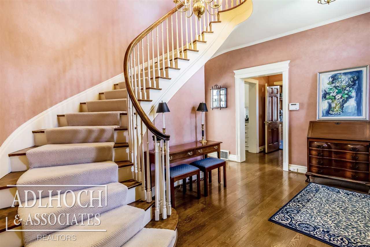 181 Merriweather Road Grosse Pointe Farms, MI 48236 - Photo 4 of 37