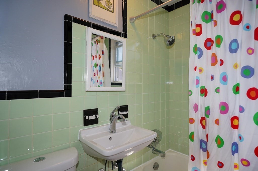 76 Paul Revere Road Arlington, MA 02476 - Photo 16 of 26