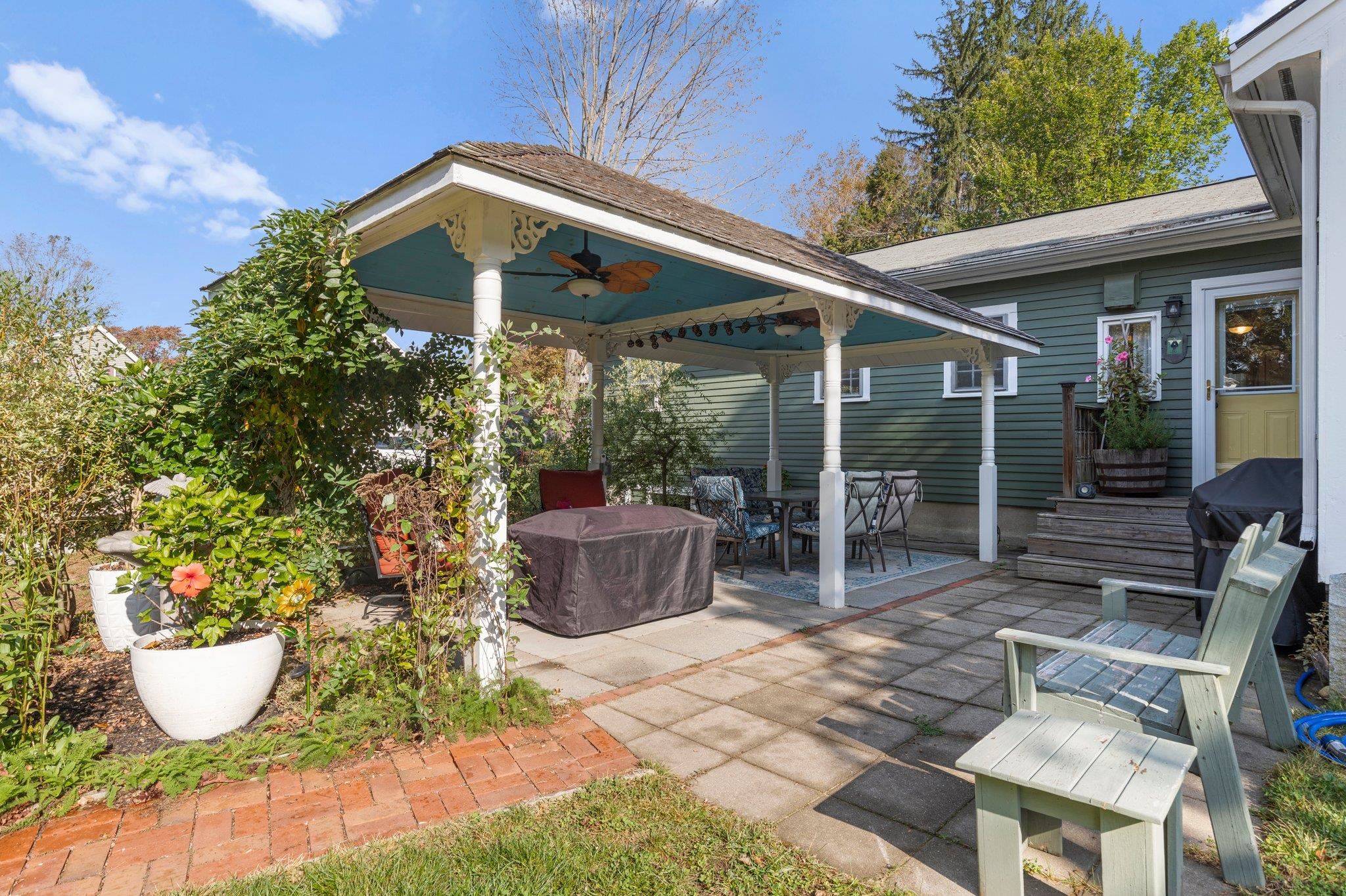 58 Franklin Street Rochester, NH 03867 - Photo 13 of 40