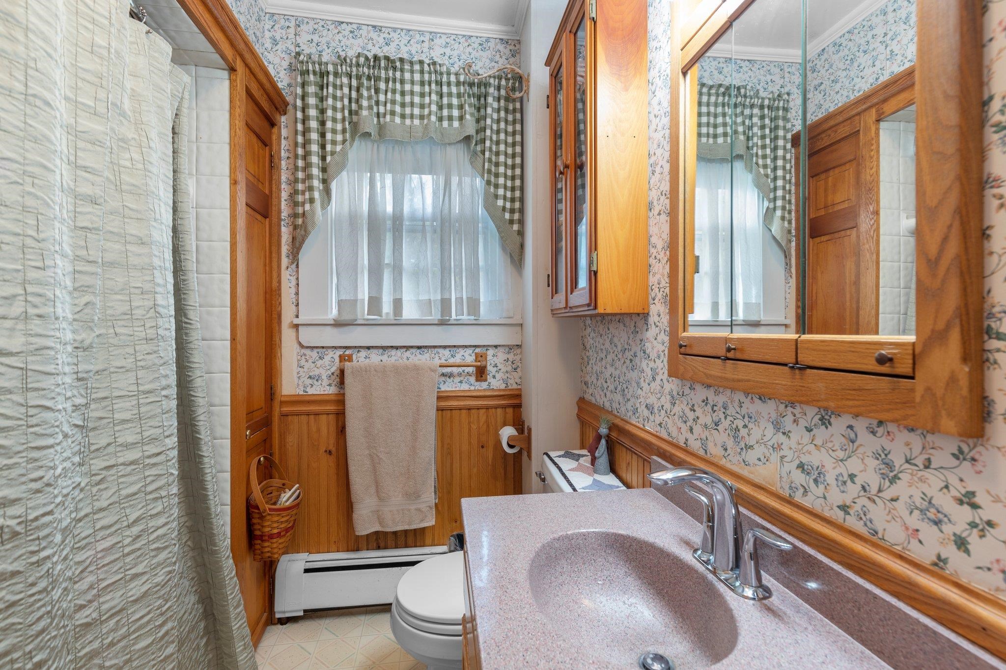 58 Franklin Street Rochester, NH 03867 - Photo 26 of 40