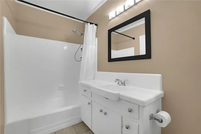 $270,000 | 640 Elm Avenue, Unit 12, Long Beach, CA 90802