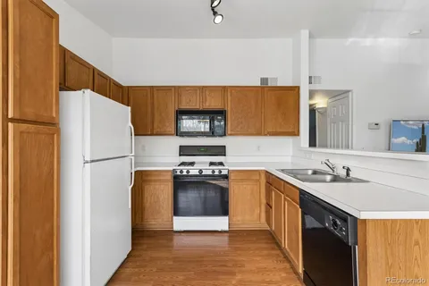$278,900 | 9991 East Idaho Circle, Unit 204, Aurora, CO 80247