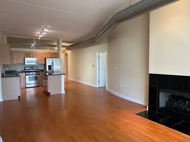 $3,100 | 1305 South Michigan Avenue, Unit 1702, Chicago, IL 60605