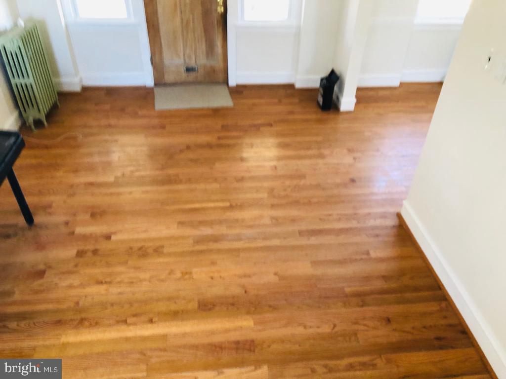 6352 Martins Mill Road Philadelphia, PA 19111 - Photo 3 of 17 Gallery Image 3