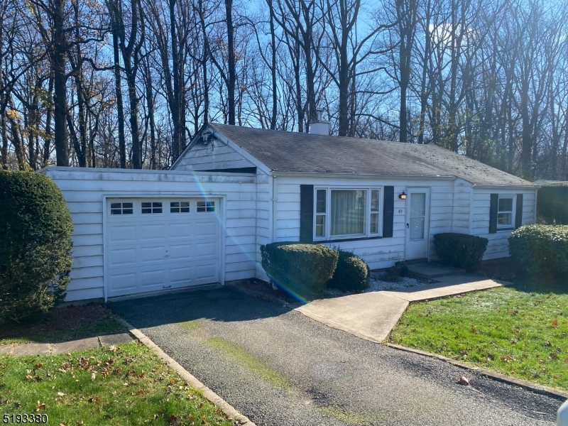 49 Memory Lane, Denville, NJ 07834 Compass