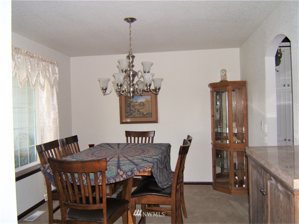 9232 Applegate Loop Southwest Rochester, WA 98579 - Photo 5 of 25
