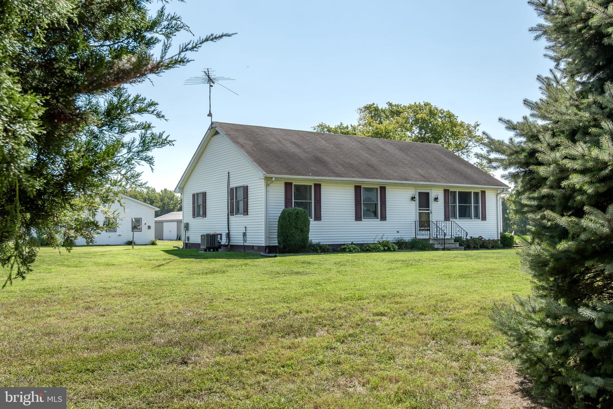 7071 Rock Hall Road Rock Hall, MD 21661 - Photo 2 of 35 Gallery Image 2