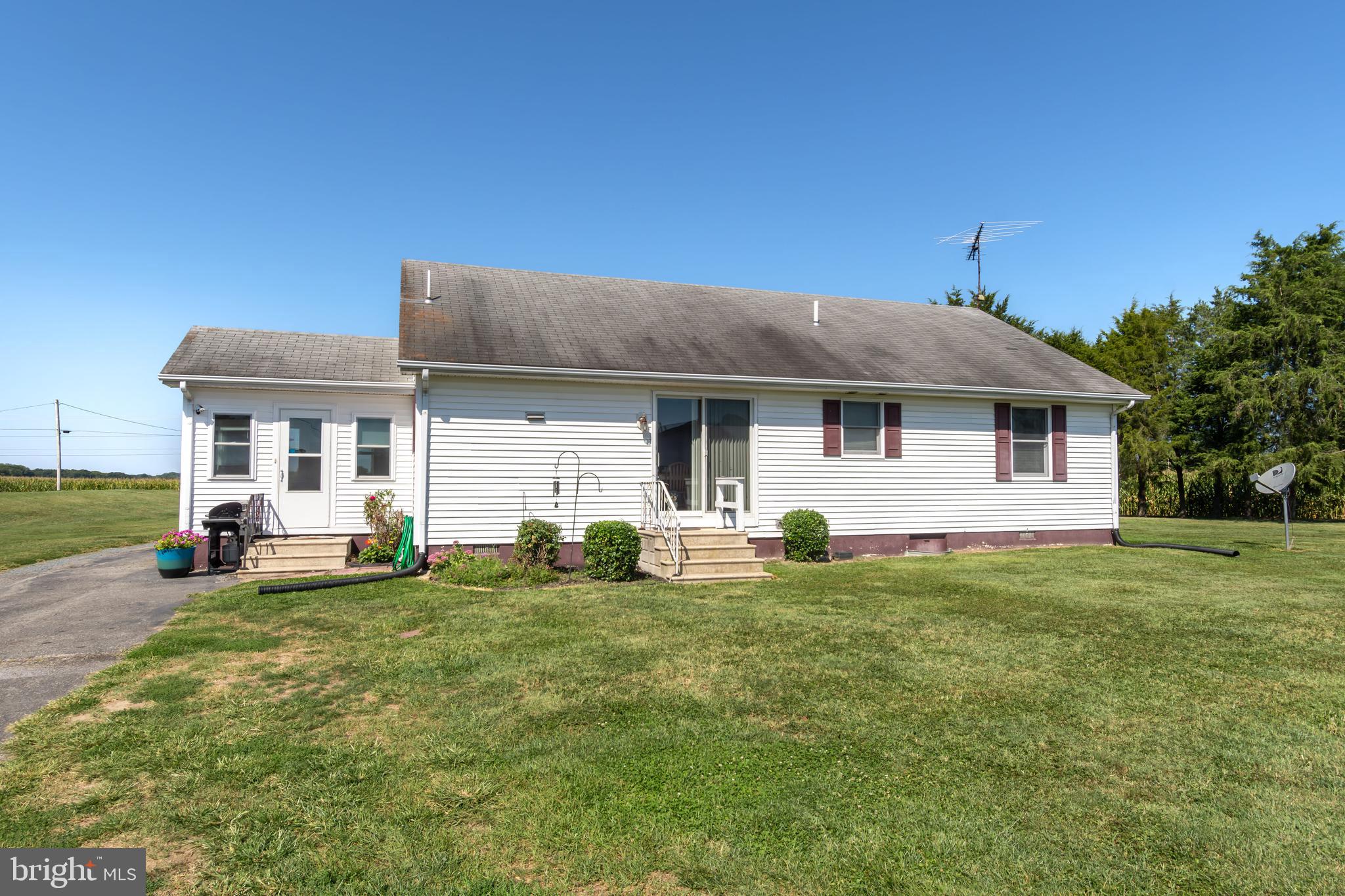 7071 Rock Hall Road Rock Hall, MD 21661 - Photo 4 of 35 Gallery Image 4