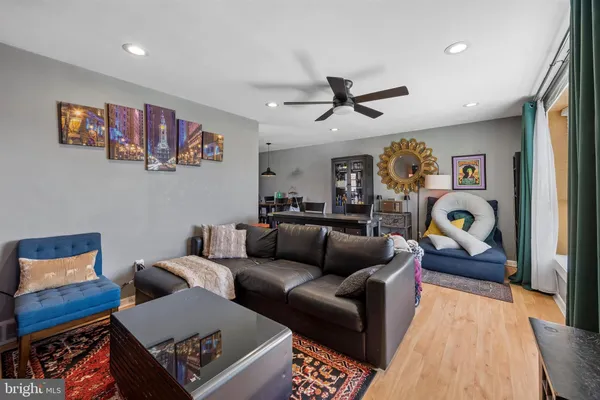 $329,999 | 8557 Castor Avenue, Philadelphia, PA 19152