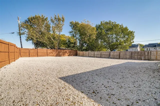 $2,300 | 3801 Christine Street, Rowlett, TX 75088