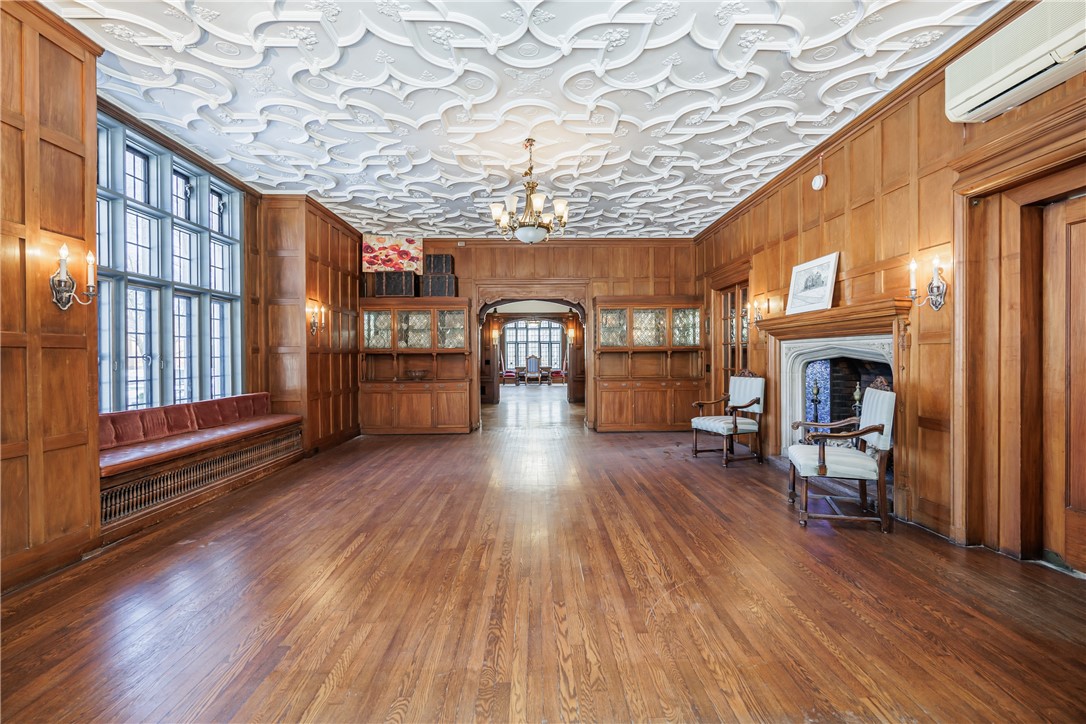935 East Avenue Rochester, NY 14607 - Photo 20 of 50
