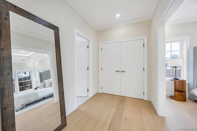 $1,629,999 | 49 Anvil Lane, Levittown, NY 11756