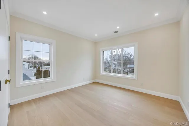 $1,629,999 | 49 Anvil Lane, Levittown, NY 11756