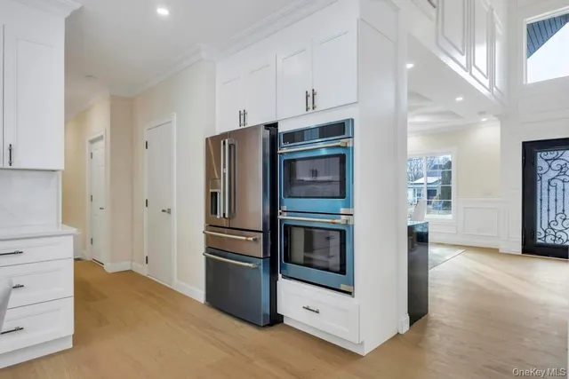 $1,629,999 | 49 Anvil Lane, Levittown, NY 11756