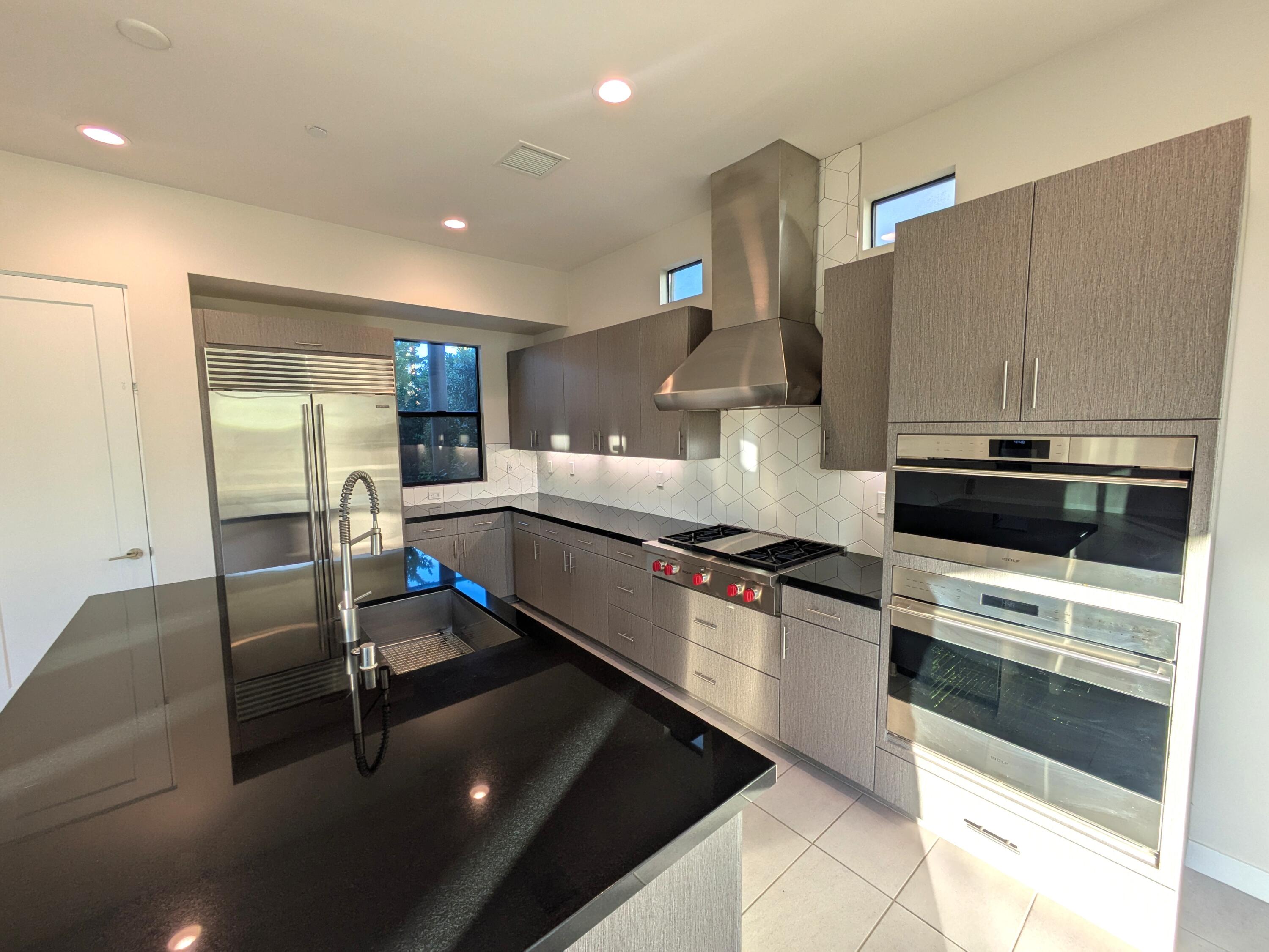 67737 Filmore Road Cathedral City, CA 92234 - Photo 4 of 26 04