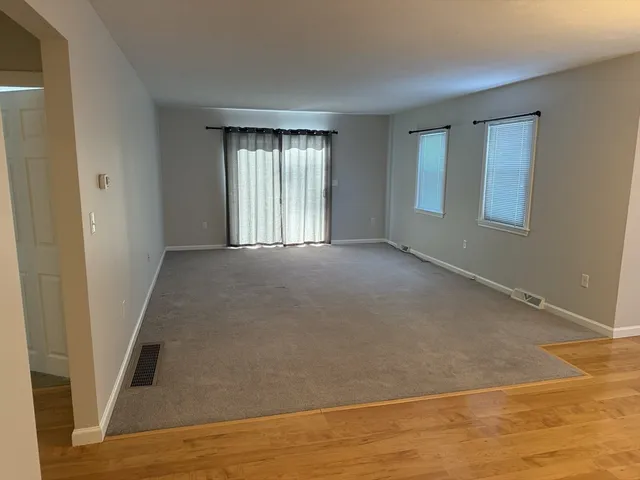 $2,950 | 21 Lamplighter Lane, Unit 21, Easton, MA 02375