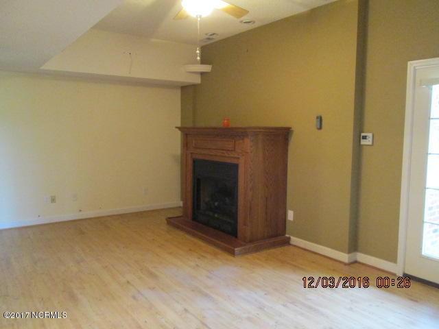 122 Virginia Road Littleton, NC 27850 - Photo 8 of 15 IMG_3764