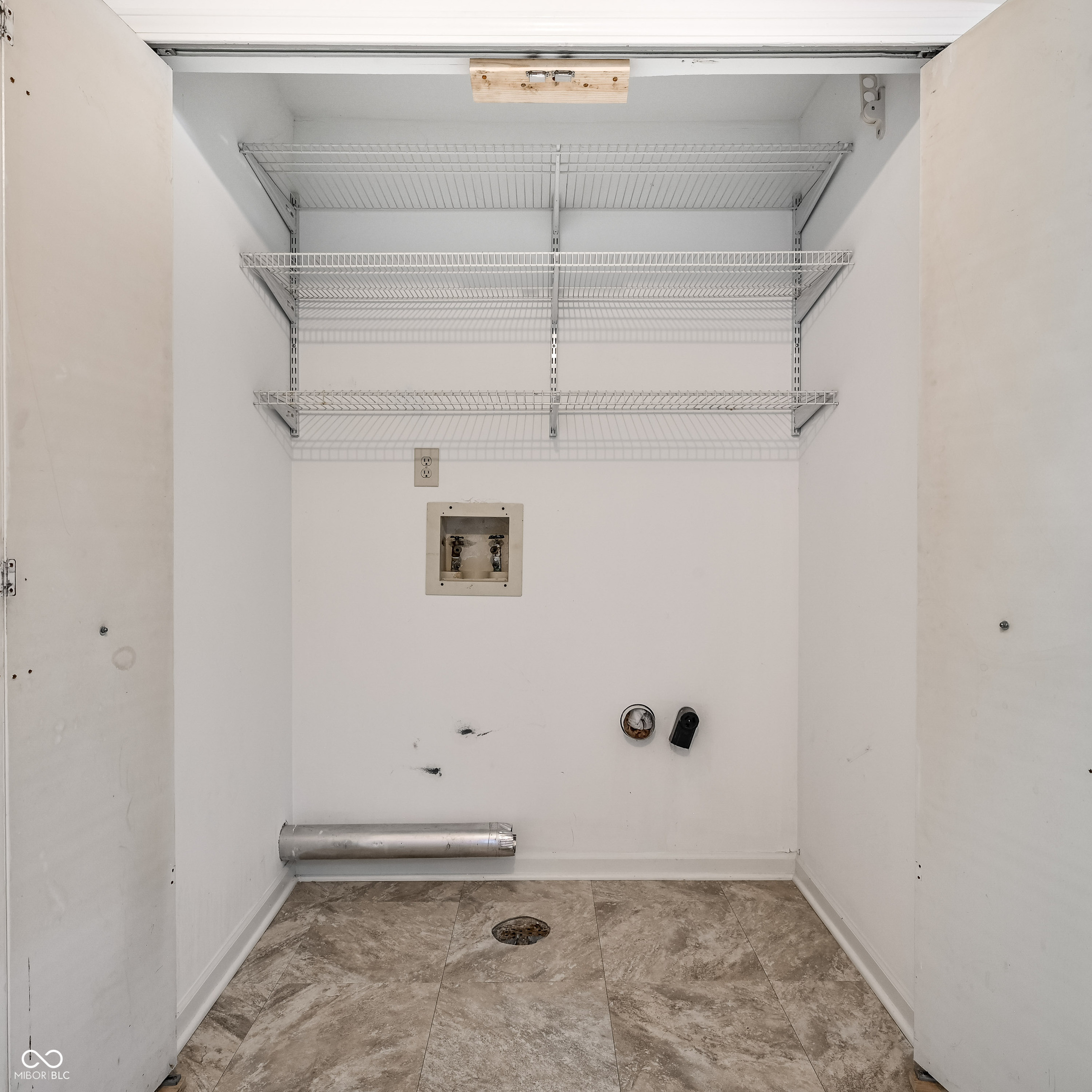 6534 Miramar Court Indianapolis, IN 46250 - Photo 15 of 23