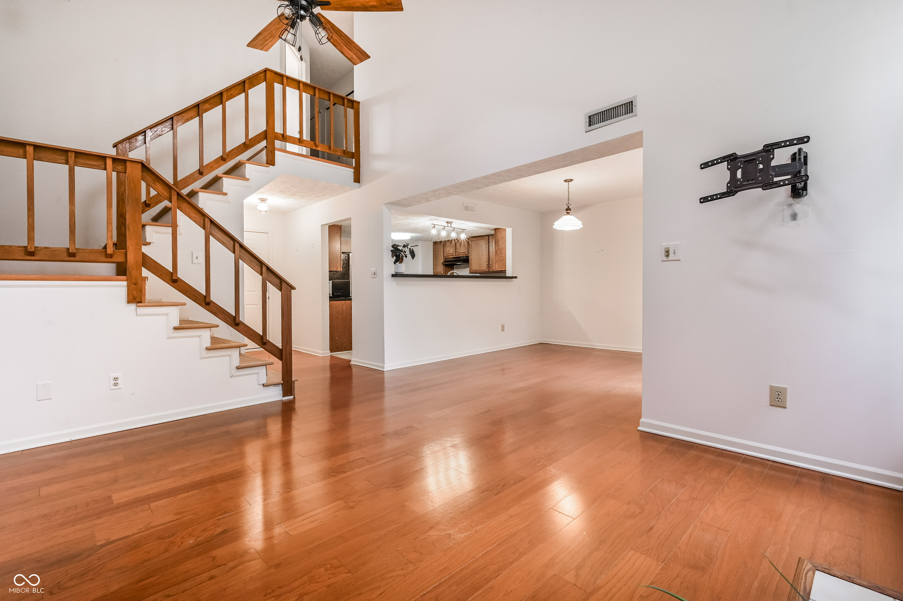 6534 Miramar Court Indianapolis, IN 46250 - Photo 7 of 23