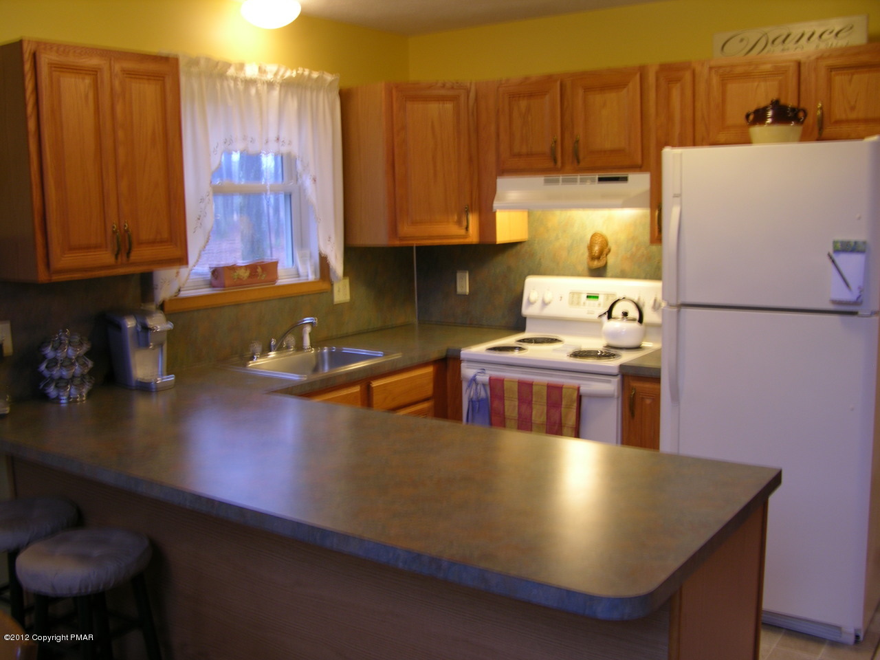 KITCHEN VIEW