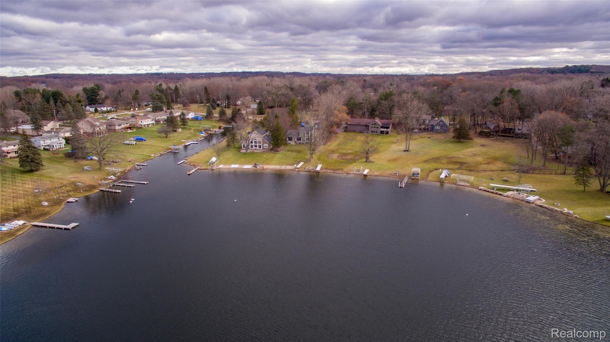 11000 White Lake Road Fenton, MI 48430 - Photo 38 of 40 DJI_0030.jpg