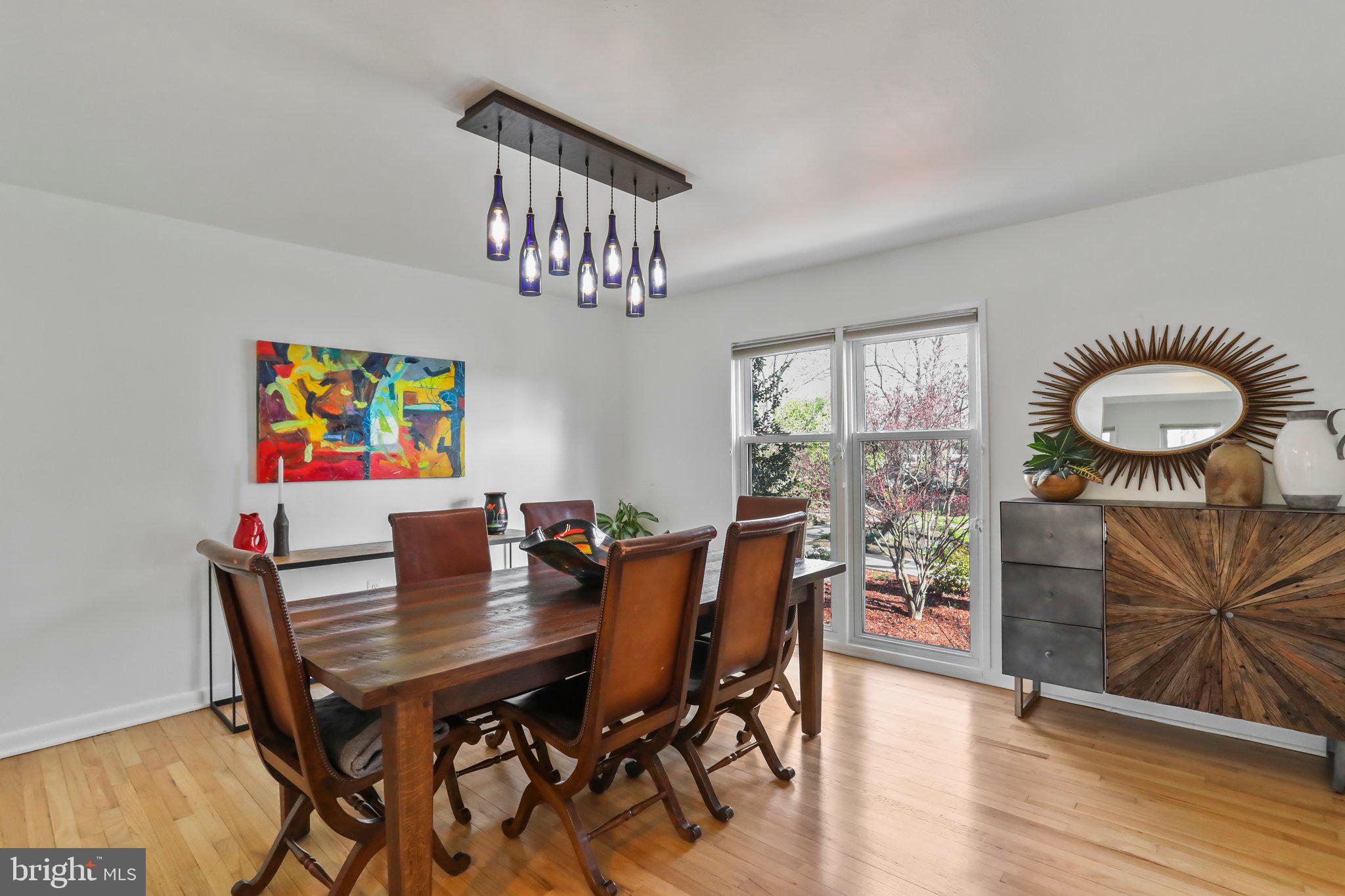 1634 Wainwright Drive Reston, VA 20190 - Photo 11 of 62 Dining room