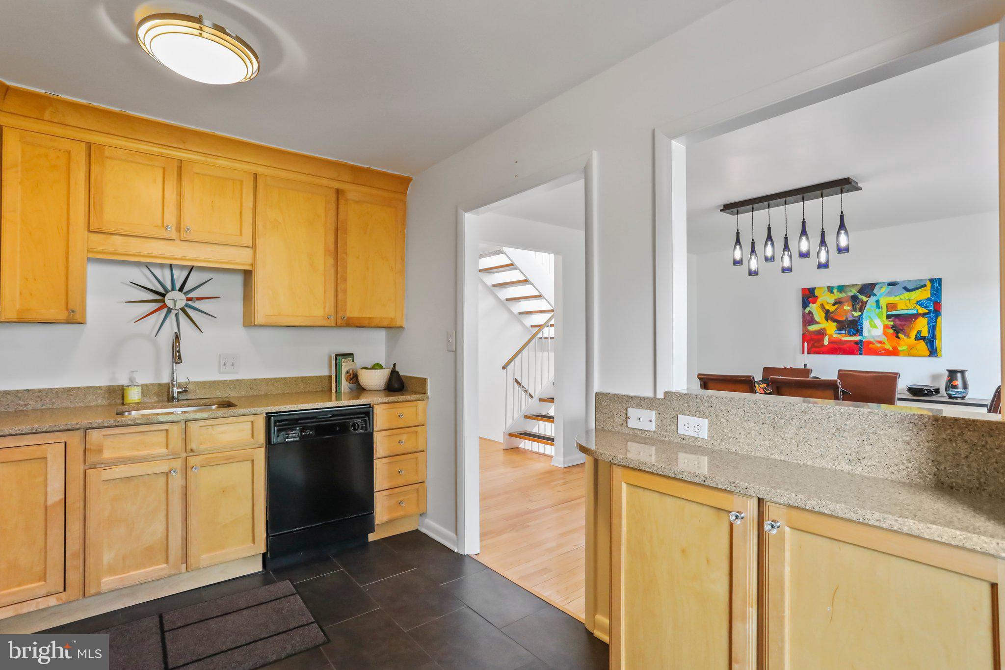 1634 Wainwright Drive Reston, VA 20190 - Photo 15 of 62