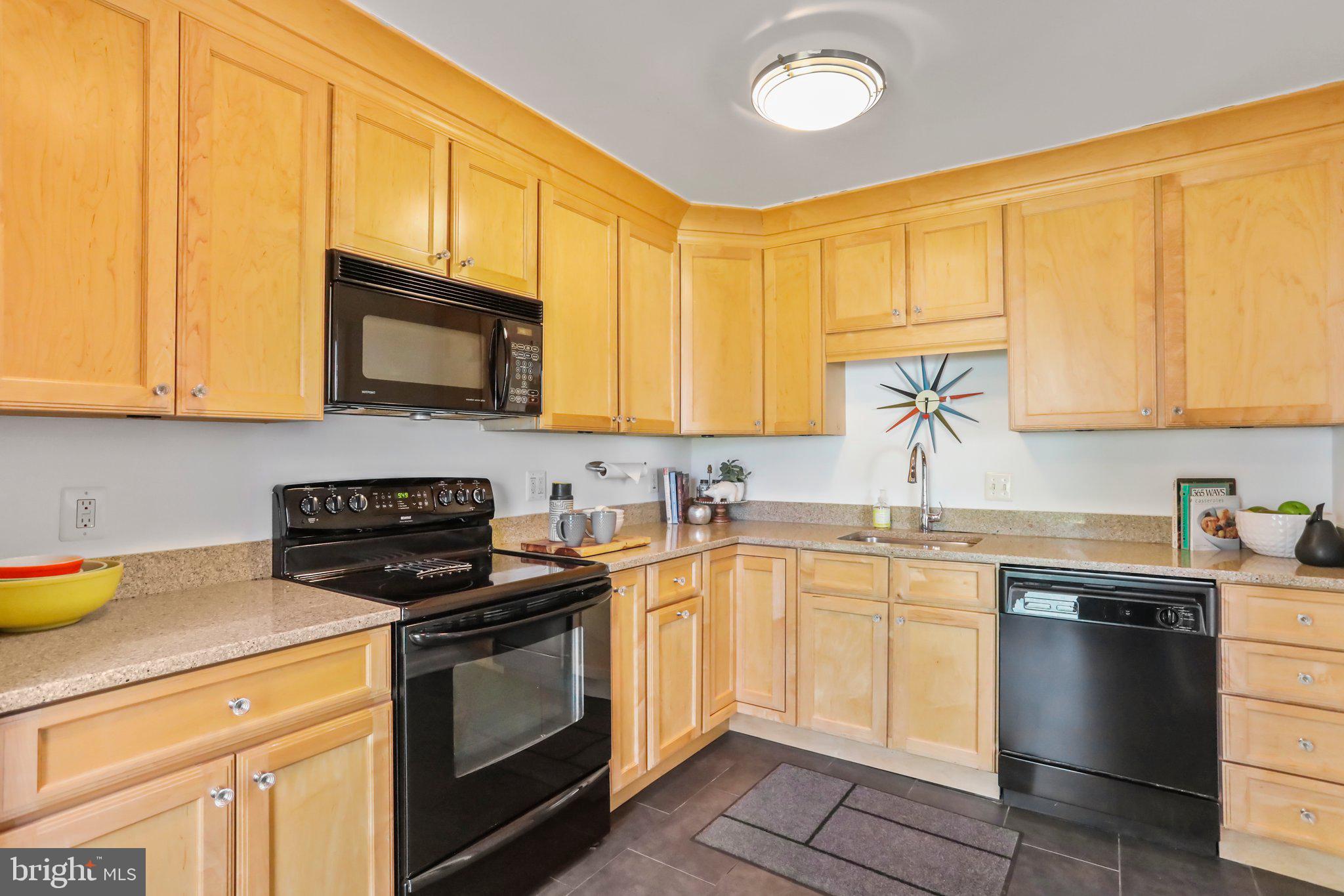 1634 Wainwright Drive Reston, VA 20190 - Photo 16 of 62