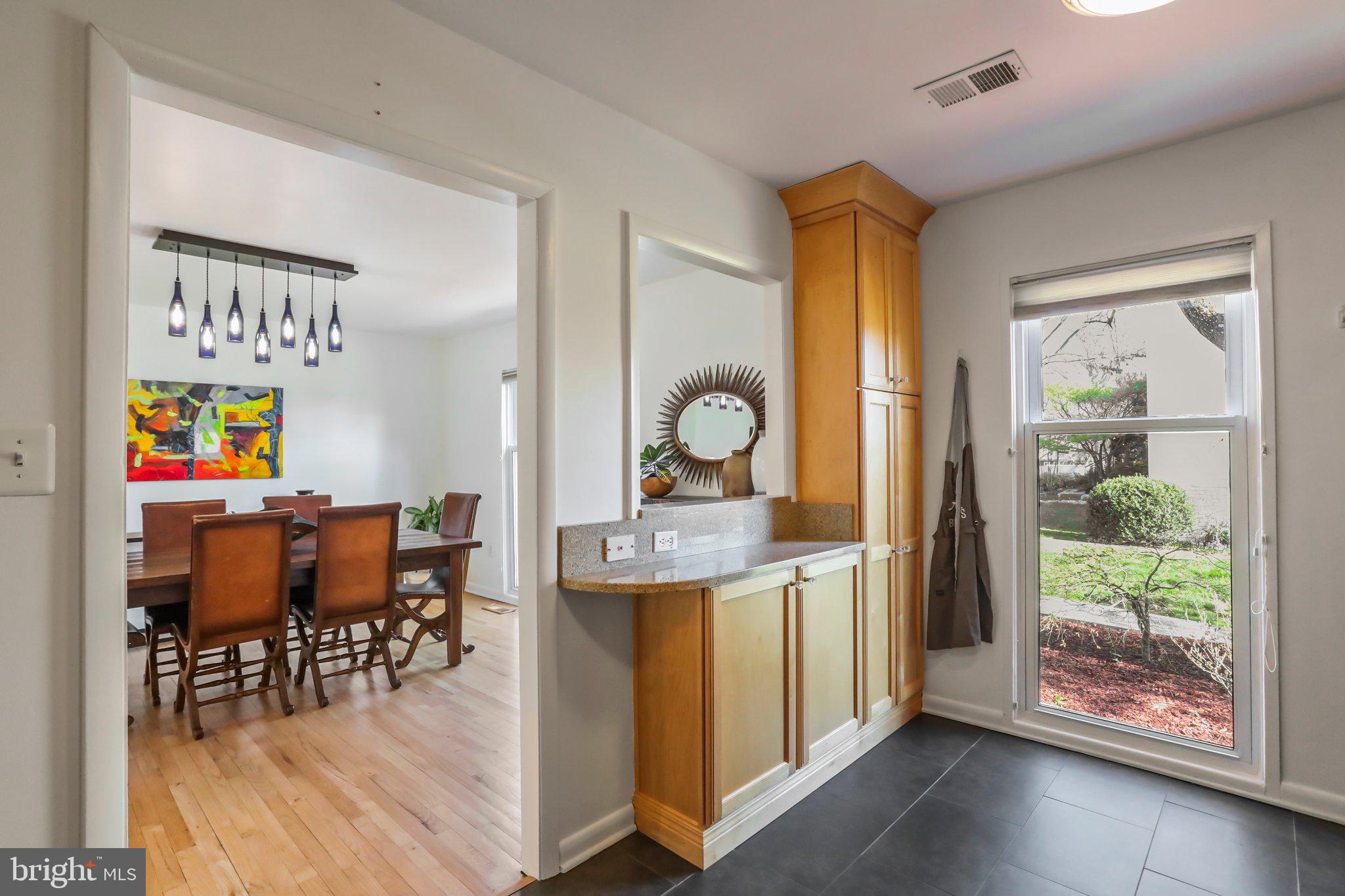 1634 Wainwright Drive Reston, VA 20190 - Photo 17 of 62