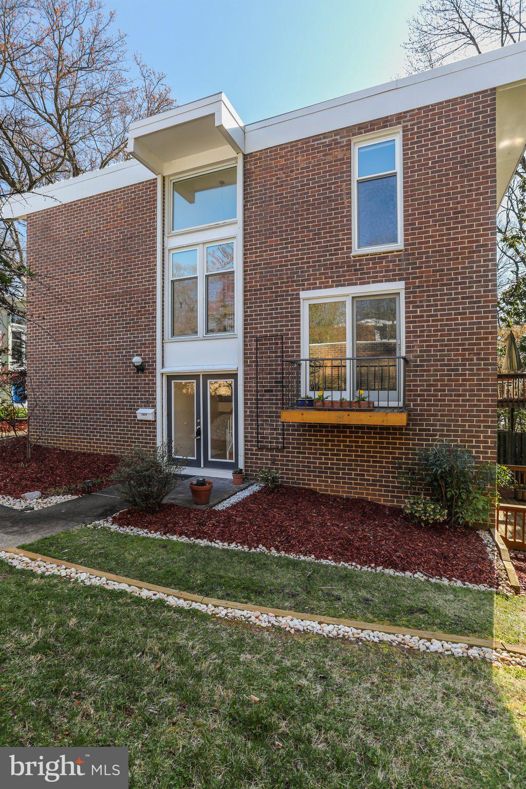 1634 Wainwright Drive Reston, VA 20190 - Photo 46 of 62