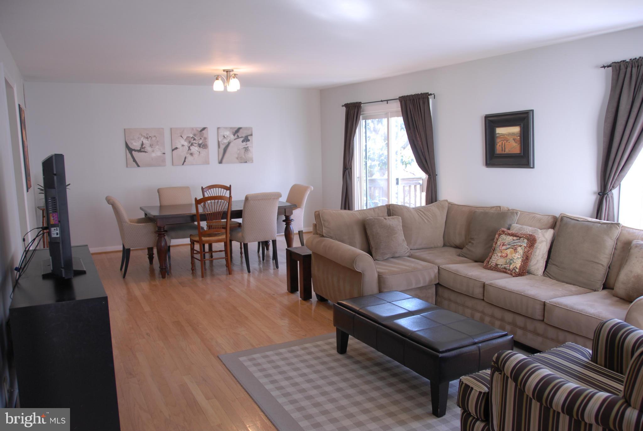1478 Roundleaf Court Reston, VA 20190 - Photo 17 of 17 Open Floor Plan