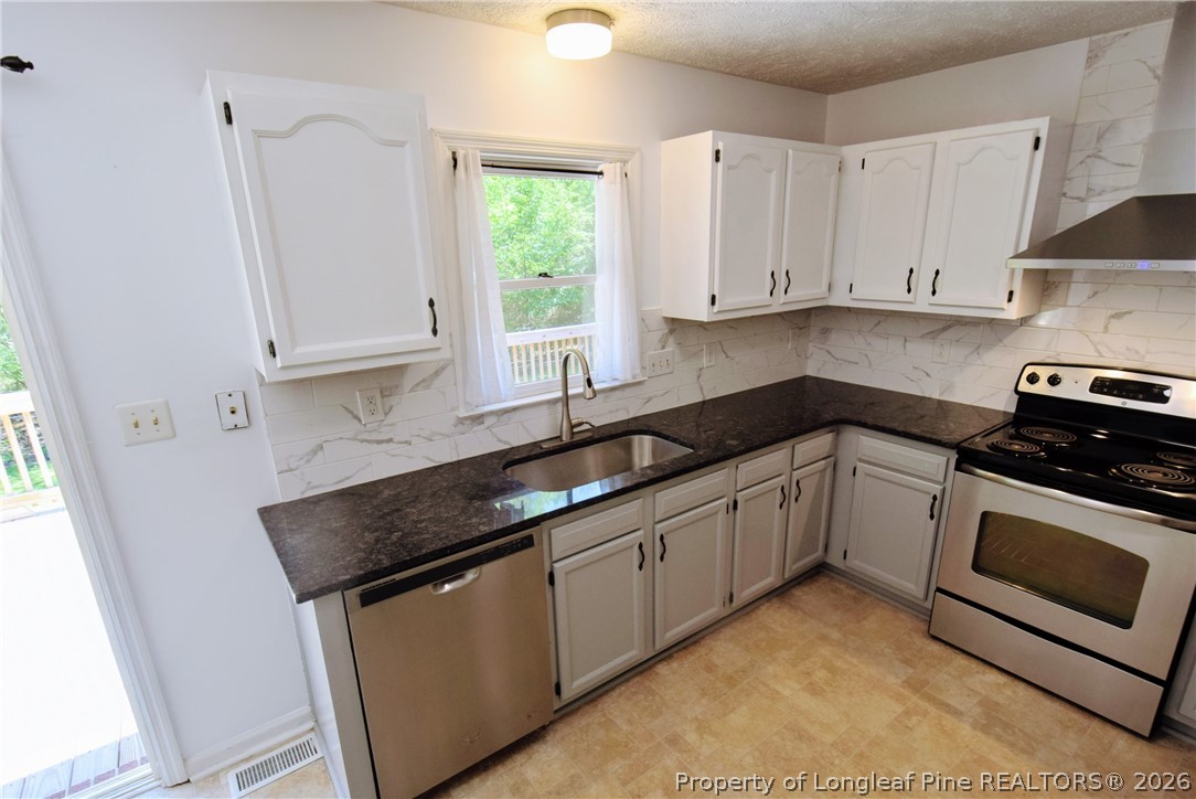 5050 Summer Ridge Road Fayetteville, NC 28303 - Photo 10 of 22