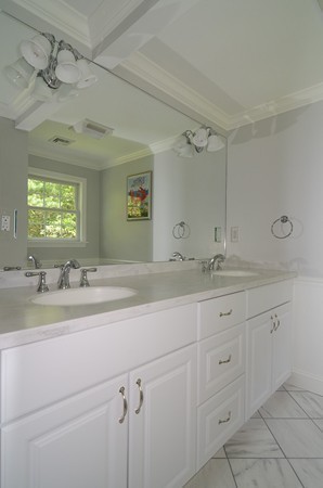 36 Old Farm Road Dover, MA 02030 - Photo 15 of 20 Gallery Image 15