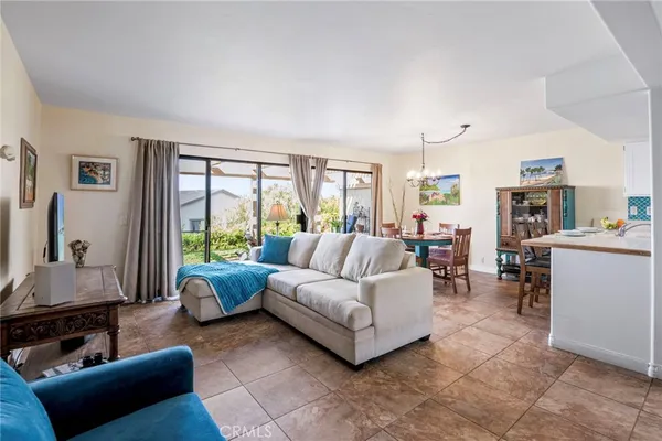 $990,000 | 505 Avenida Adobe, San Clemente, CA 92672