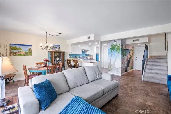 $990,000 | 505 Avenida Adobe, San Clemente, CA 92672