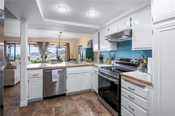 $990,000 | 505 Avenida Adobe, San Clemente, CA 92672