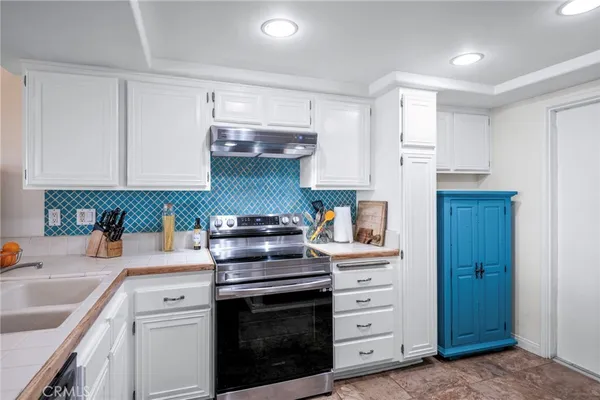$990,000 | 505 Avenida Adobe, San Clemente, CA 92672