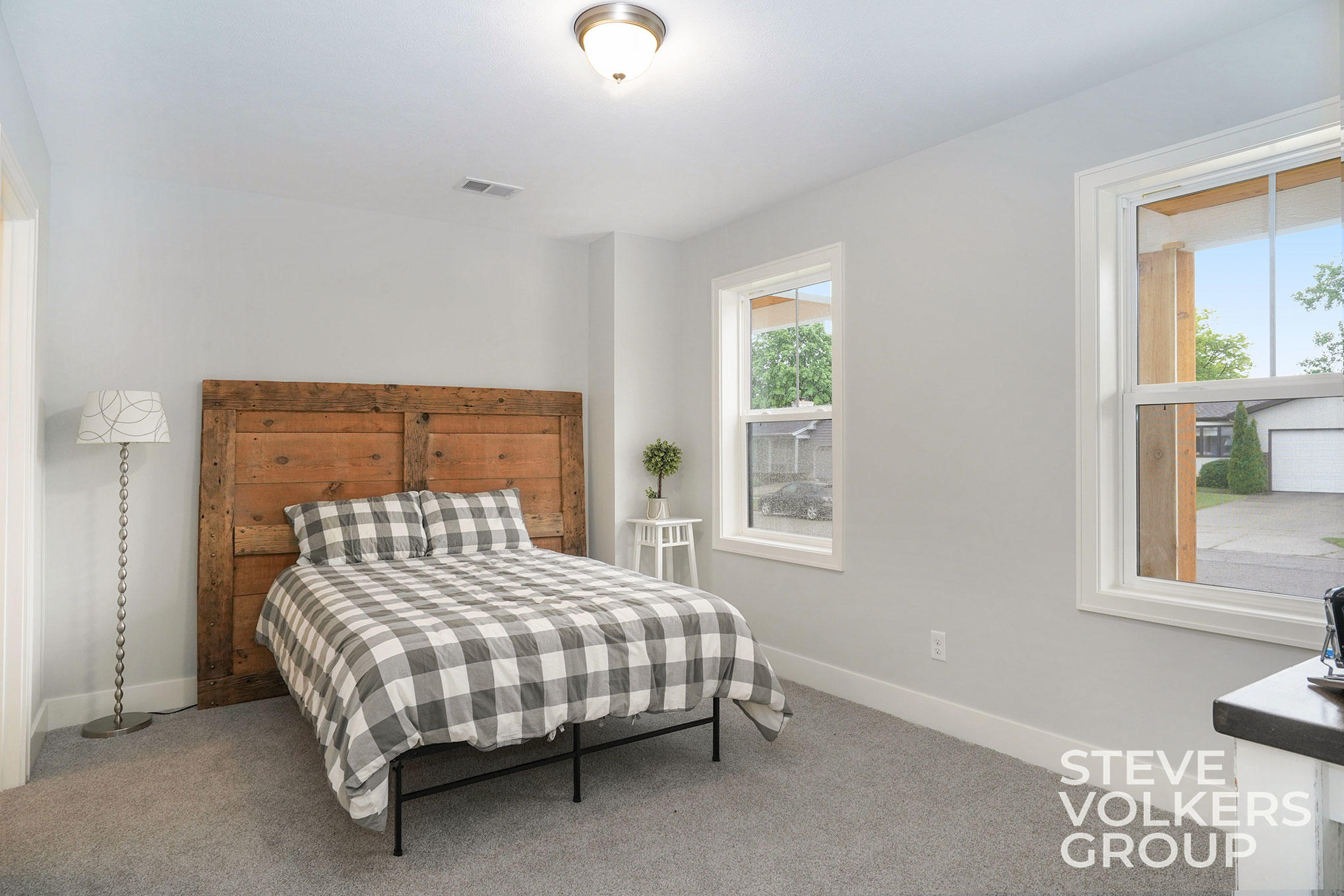 2515 Inverness Road Southeast Grand Rapids, MI 49546 - Photo 5 of 37 A7300088
